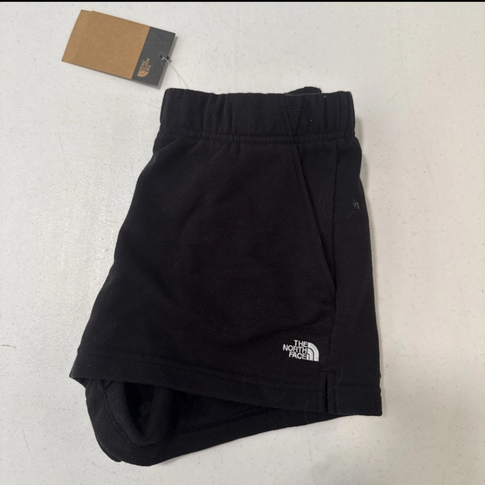 The North Face Shorts - Picture 8 of 8
